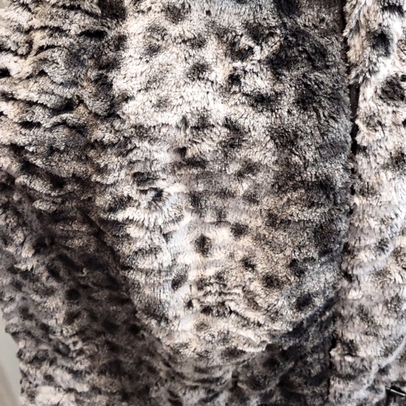 Faux Fur Reversible Vest with Toggles to Cinch in if Desired - Picture 2 of 15